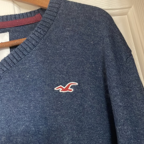 Hollister Men’s Blue Sweater Large - Picture 3 of 3